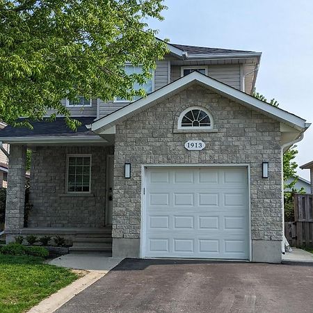 Villa Adorable 4 Bed,3 Bath House à Kingston Extérieur photo