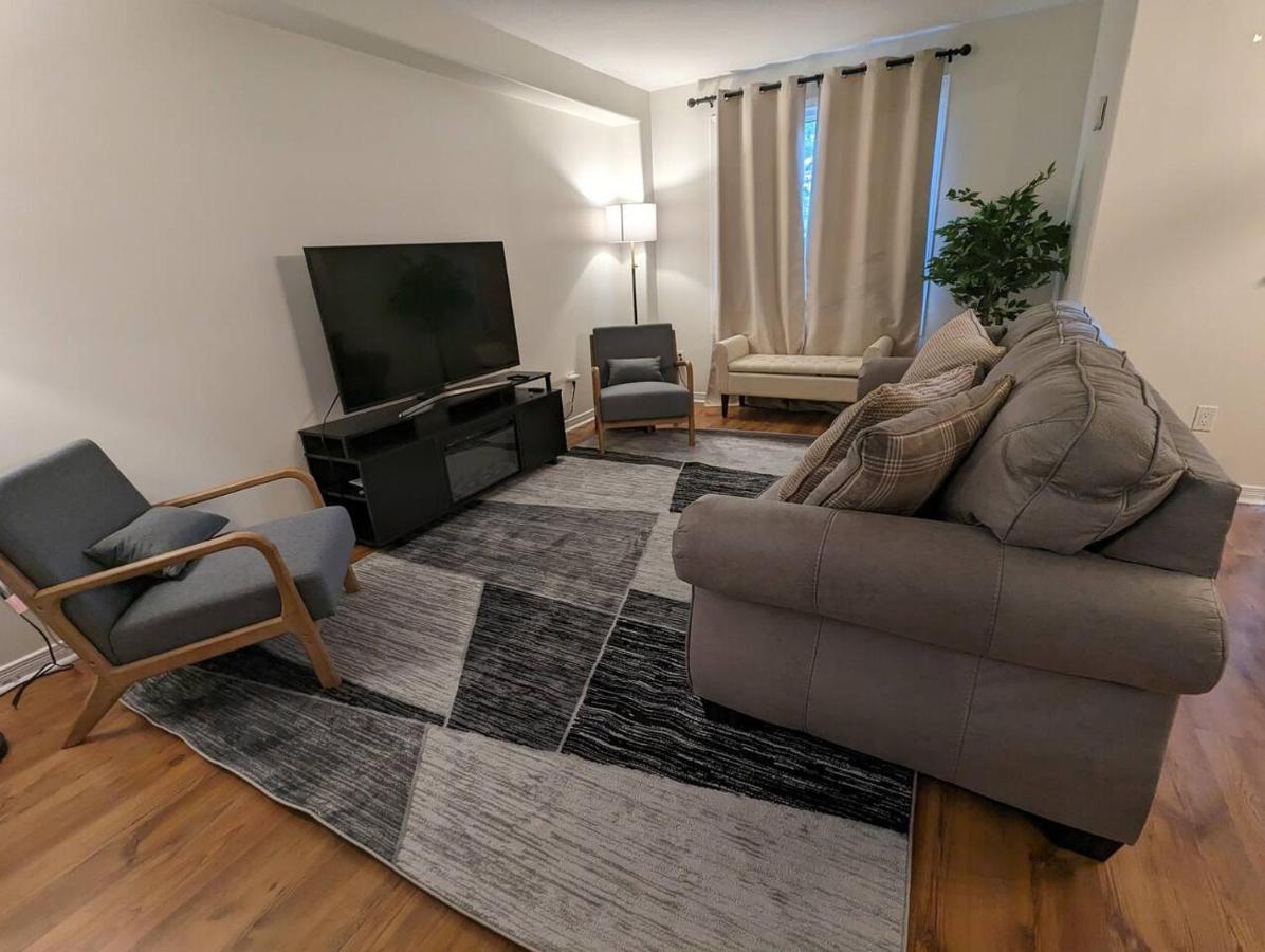 Villa Adorable 4 Bed,3 Bath House à Kingston Extérieur photo